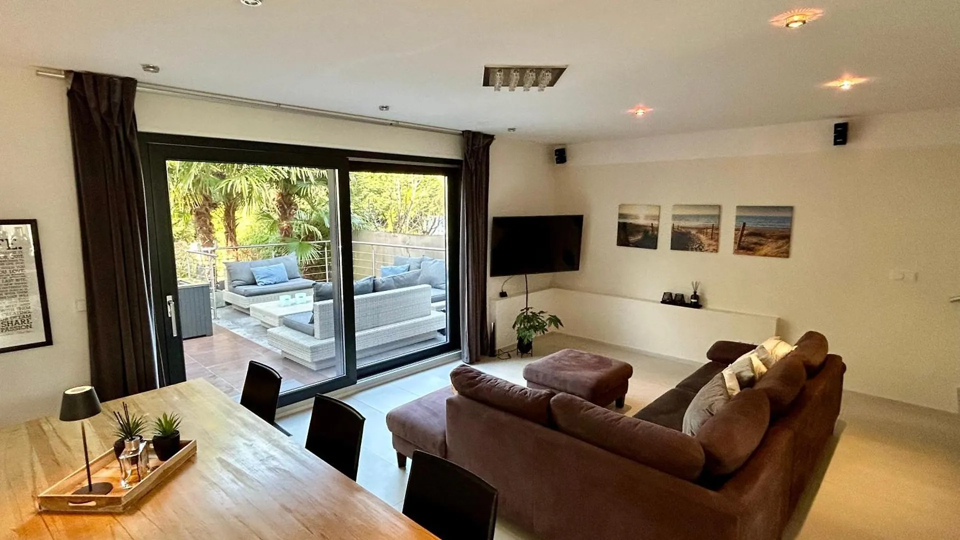 Sonnendeck Exklusives Haus In Meerbusch - Wellness Oase Whirlpool & Grill 0*,
