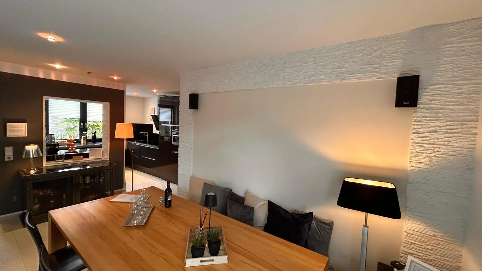 Sonnendeck Exklusives Haus In Meerbusch - Wellness Oase Whirlpool & Grill 0*,
