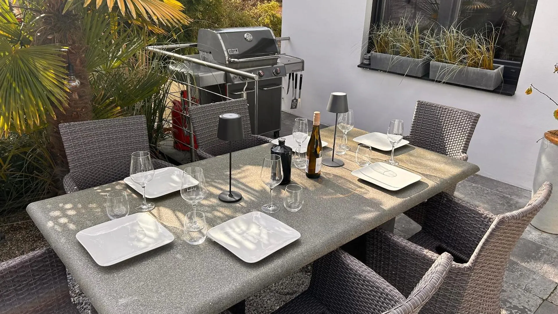 Sonnendeck Exklusives Haus In Meerbusch - Wellness Oase Whirlpool & Grill