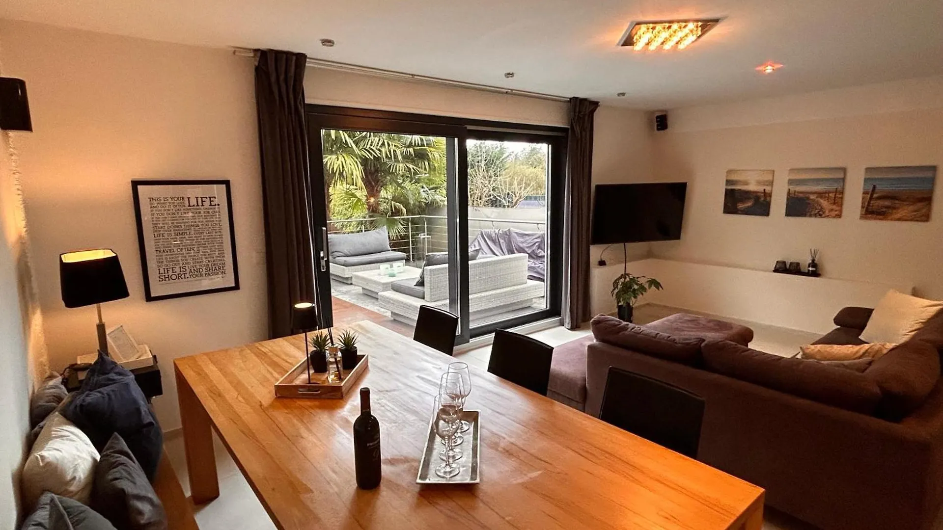 Ferienhaus Sonnendeck Exklusives Haus In Meerbusch - Wellness Oase Whirlpool & Grill